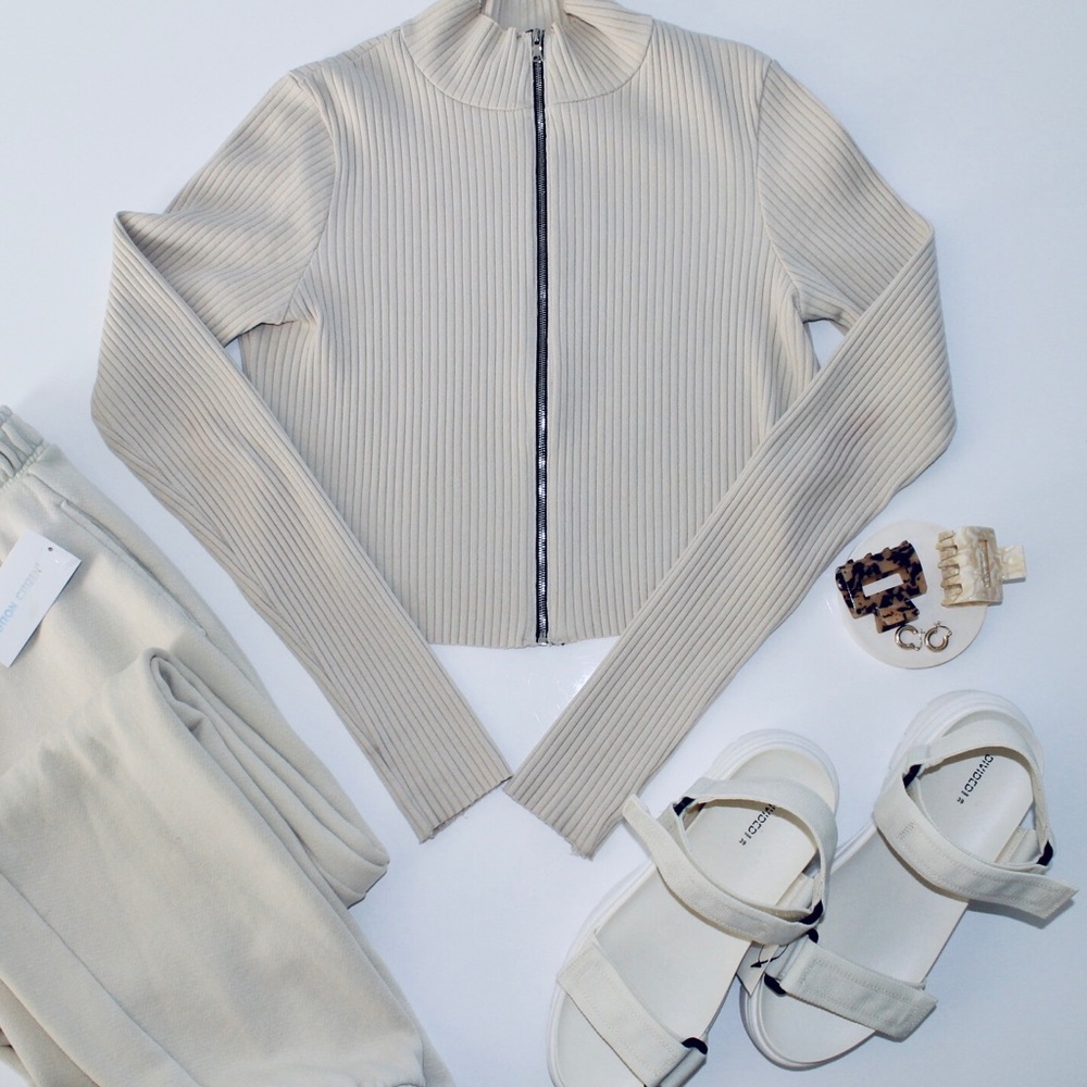 COTTON CITIZEN Ibiza Front Zip Crop Turtleneck Top
